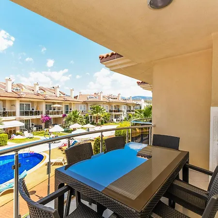 Hotel apartamentowy Light House 30 4*